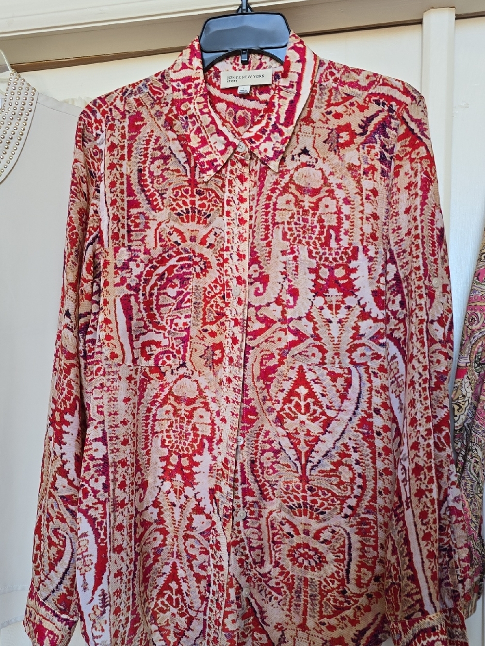 Jones New York Sport Red and Cream Printed Top